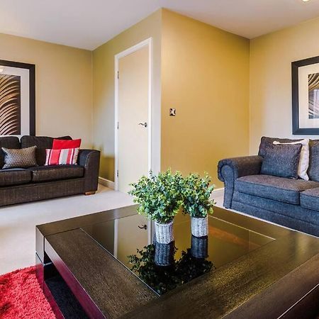 Stylish Townhouse Chester City Centre With Parking Exterior photo